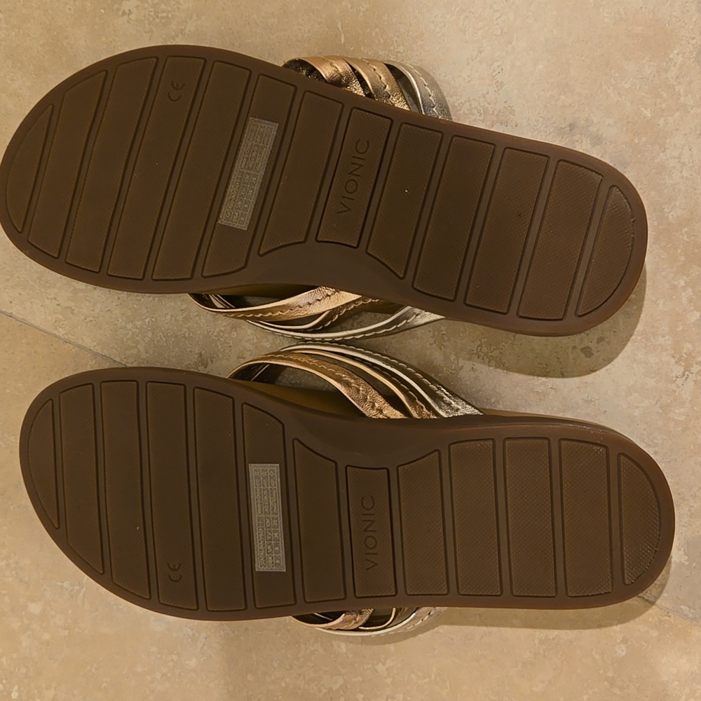 Vionic Palm Catalina Silver Gold Sandals Sz 8 - Picture 5 of 7